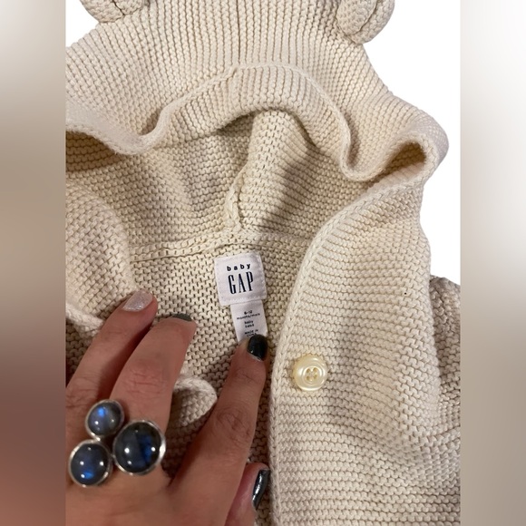 Duo button cardigans with bear ears ( beige and gray) - Picture 7 of 8